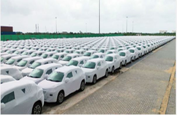 भारत में वाहनों की शिपमेंट बढकर हुई 3,72,458 यूनिट्स भारत में वाहनों की शिपमेंट बढकर हुई 3,72,458 यूनिट्स