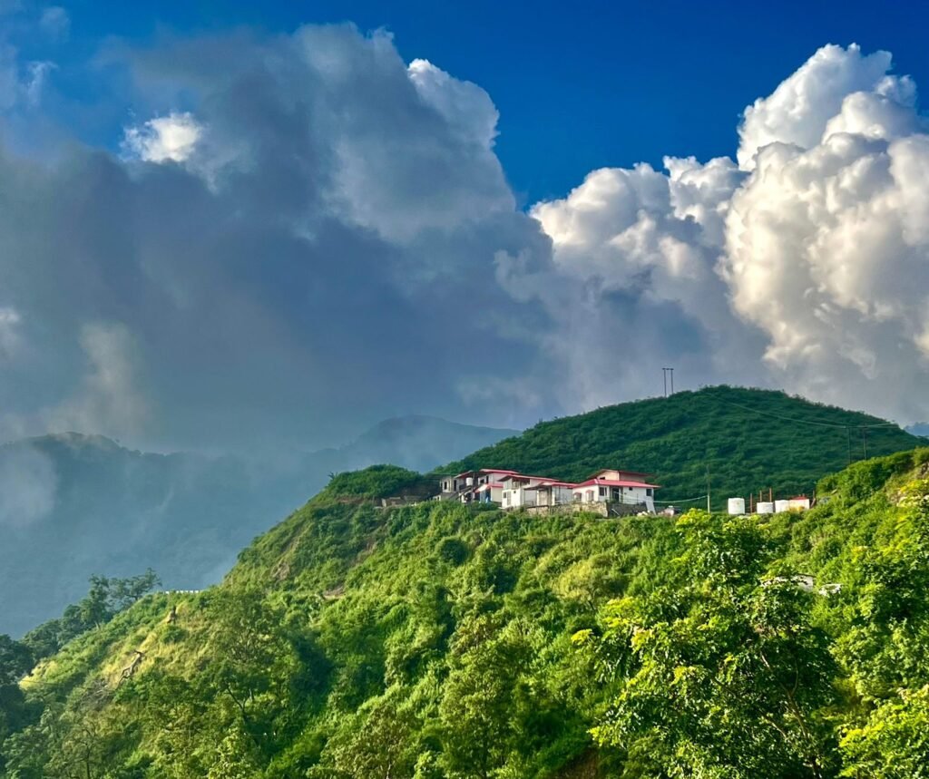 Mountain Hamlets Lansdowne — A New Standard of Mountain Living by HH Resorts