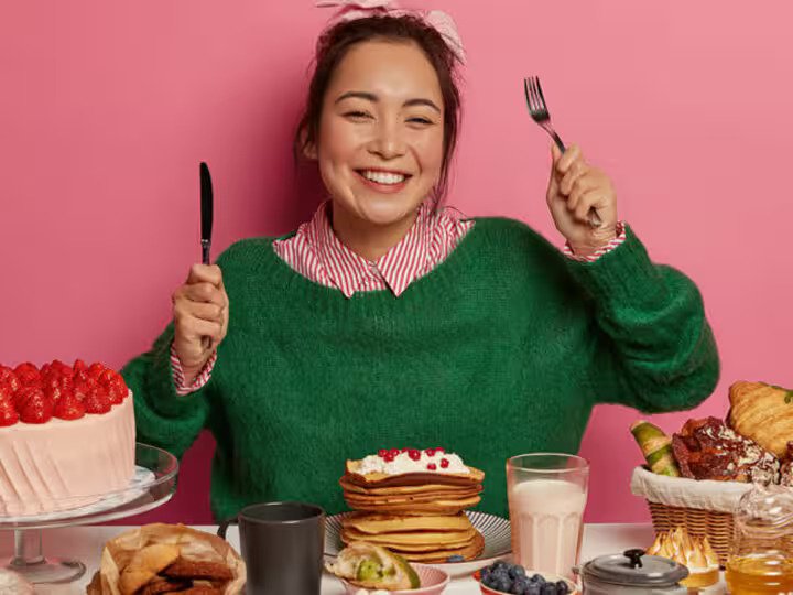 ठंड में क्यों बढ़ जाती है भूख? सूप और हॉट चॉकलेट की क्रेविंग का साइंस समझें ठंड में क्यों बढ़ जाती है भूख? सूप और हॉट चॉकलेट की क्रेविंग का साइंस समझें