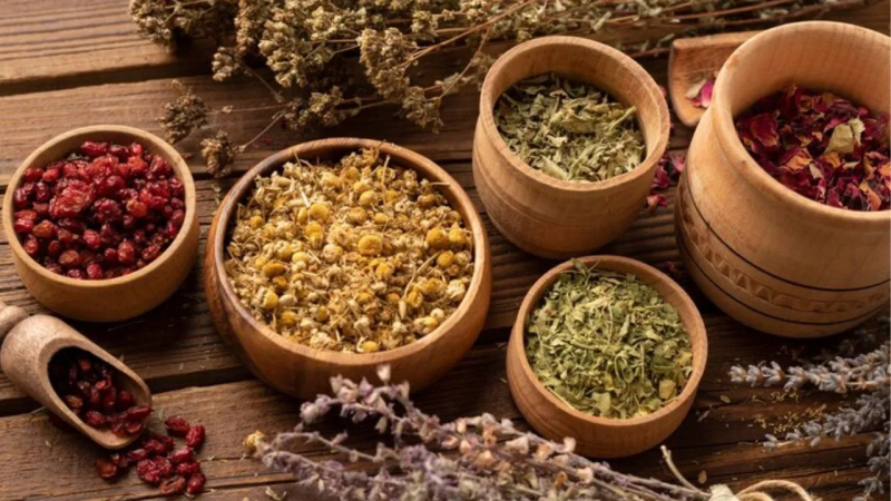 8 जड़ी-बूटियों का जबरदस्त कॉम्बिनेशन, जो अंदर से बनाए आपकी बॉडी स्ट्रॉन्ग