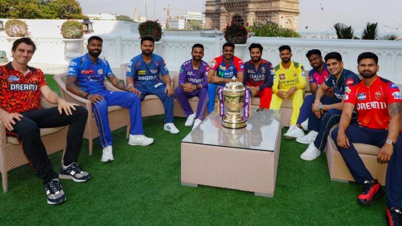 IPL 2026 अपडेट: सभी 10 टीमों के स्क्वॉड रिवील, देखें पूरी लिस्ट! IPL 2026 अपडेट: सभी 10 टीमों के स्क्वॉड रिवील, देखें पूरी लिस्ट!