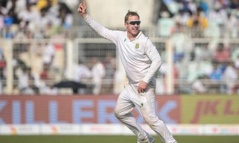 “साइमन हार्मर की जादुई गेंद पर केएल राहुल क्लीन बोल्ड, टेस्ट में बना शर्मनाक रिकॉर्ड” “साइमन हार्मर की जादुई गेंद पर केएल राहुल क्लीन बोल्ड, टेस्ट में बना शर्मनाक रिकॉर्ड”