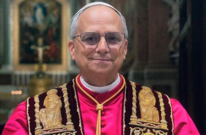 “AI से होमवर्क न करें, सीखें”— पोप लियो का युवाओं को संदेश “AI से होमवर्क न करें, सीखें”— पोप लियो का युवाओं को संदेश