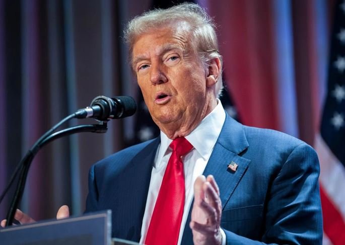 ट्रंप का नया आदेश: बीमार या गरीब प्रवासियों को अब नहीं मिलेगा आसानी से वीजा ट्रंप का नया आदेश: बीमार या गरीब प्रवासियों को अब नहीं मिलेगा आसानी से वीजा