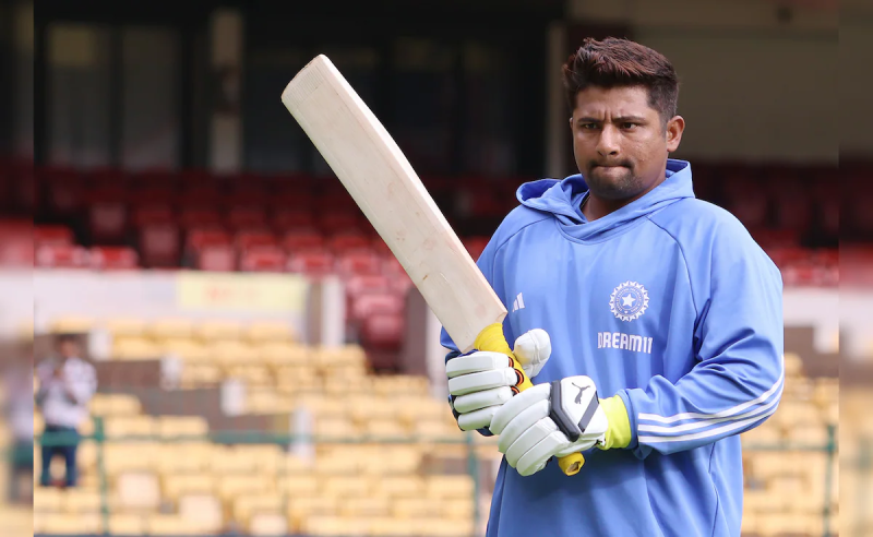 सरफराज खान का विस्फोट: 15 चौके-छक्कों के साथ तूफानी शतक, करियर में पहली बार अनोखा रिकॉर्ड सरफराज खान का विस्फोट: 15 चौके-छक्कों के साथ तूफानी शतक, करियर में पहली बार अनोखा रिकॉर्ड