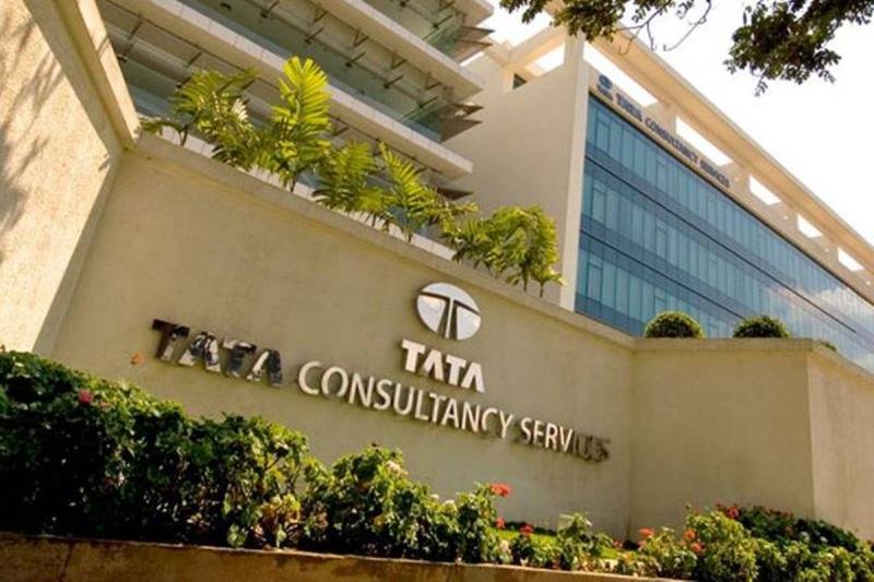 TCS की कमाई में उछाल, रुपये की कमजोरी से कंपनी को करोड़ों का फायदा TCS की कमाई में उछाल, रुपये की कमजोरी से कंपनी को करोड़ों का फायदा
